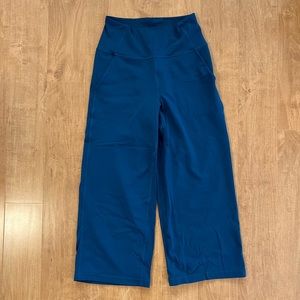 Lululemon Align Super-High-Rise Wide Leg Crop 23" NEW 6